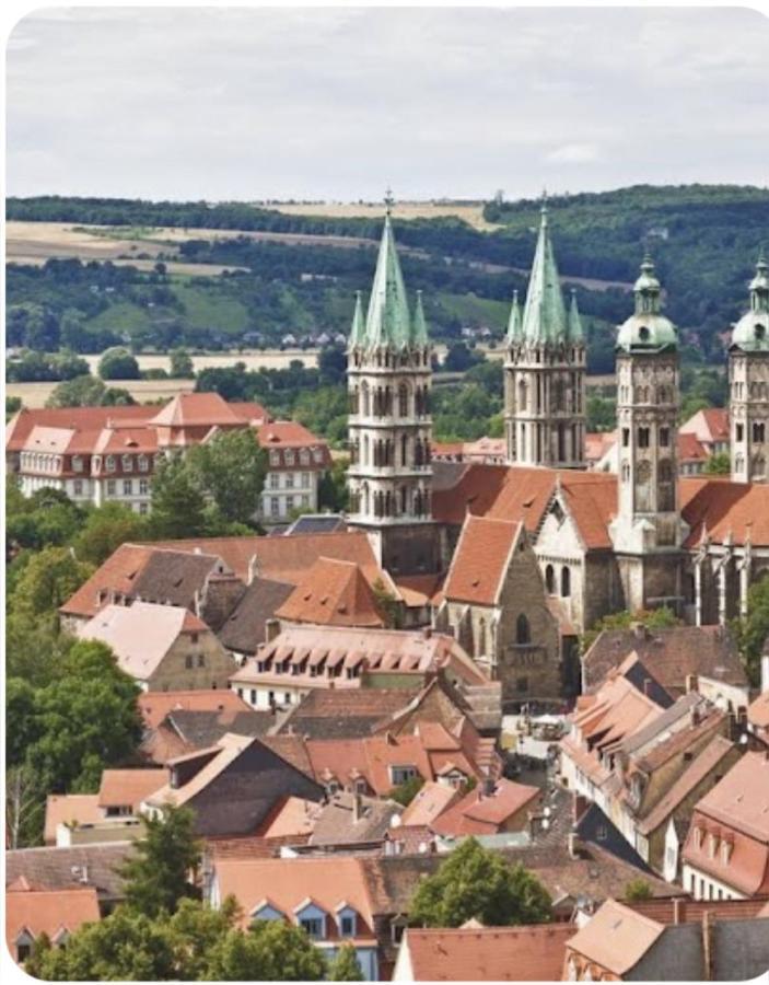 Schoene Neue 4 Zimmer Wohnung Mit Sued-Balkon Bis 8 Personen Naumburg  Dış mekan fotoğraf