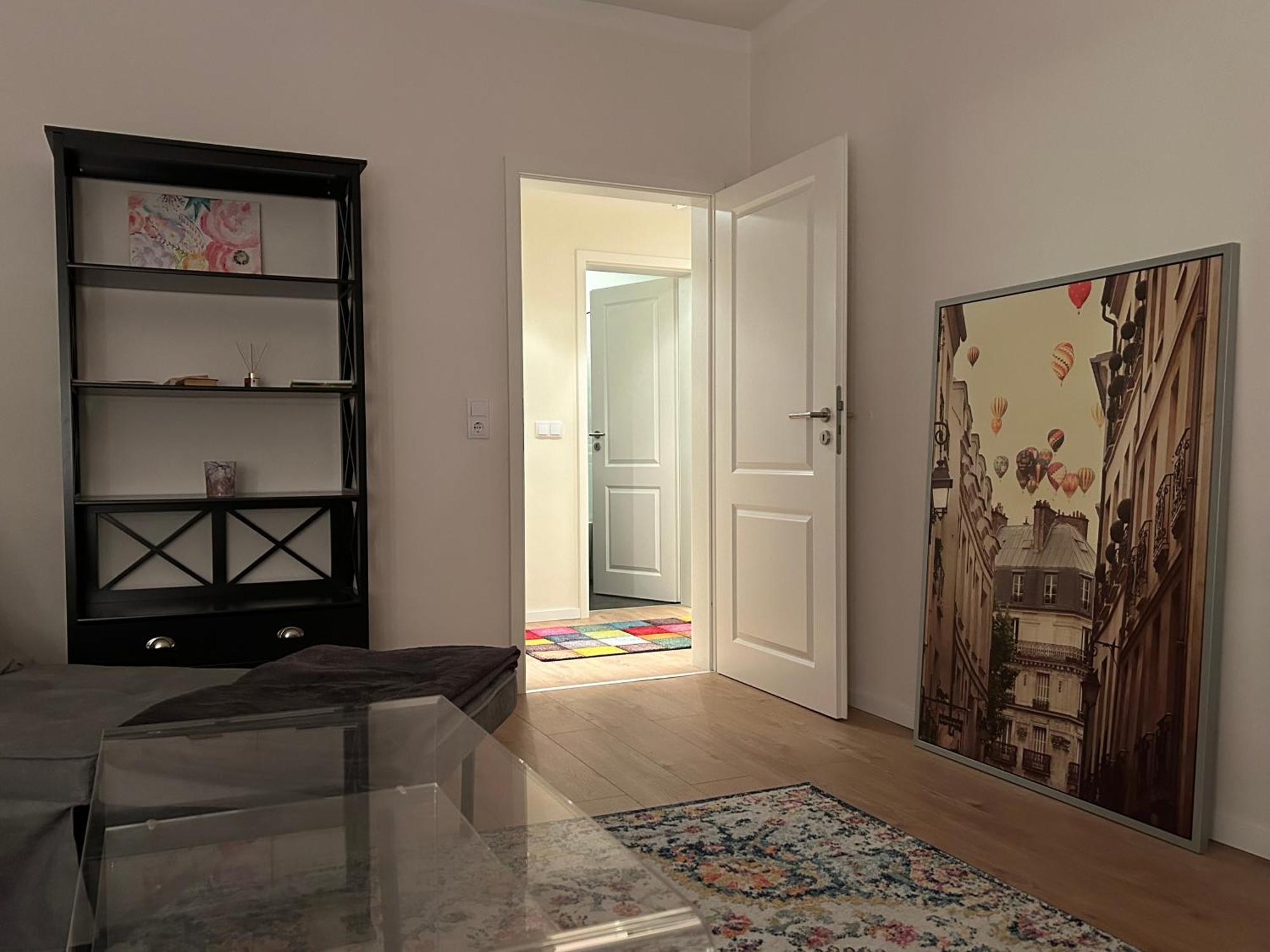 Schoene Neue 4 Zimmer Wohnung Mit Sued-Balkon Bis 8 Personen Naumburg  Dış mekan fotoğraf