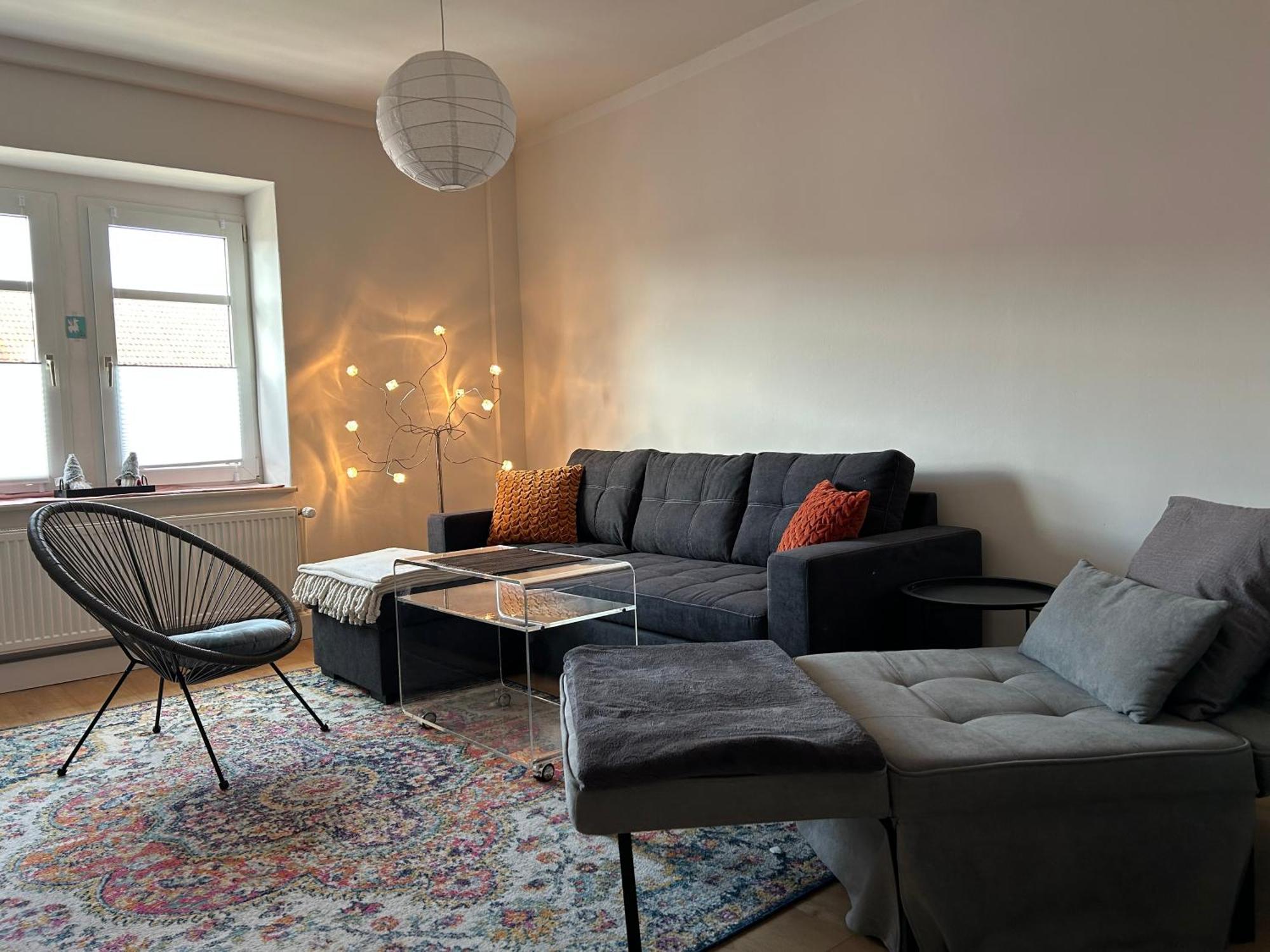 Schoene Neue 4 Zimmer Wohnung Mit Sued-Balkon Bis 8 Personen Naumburg  Dış mekan fotoğraf